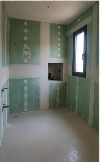 Cuarto de baño preparado y todavía sin revestimiento